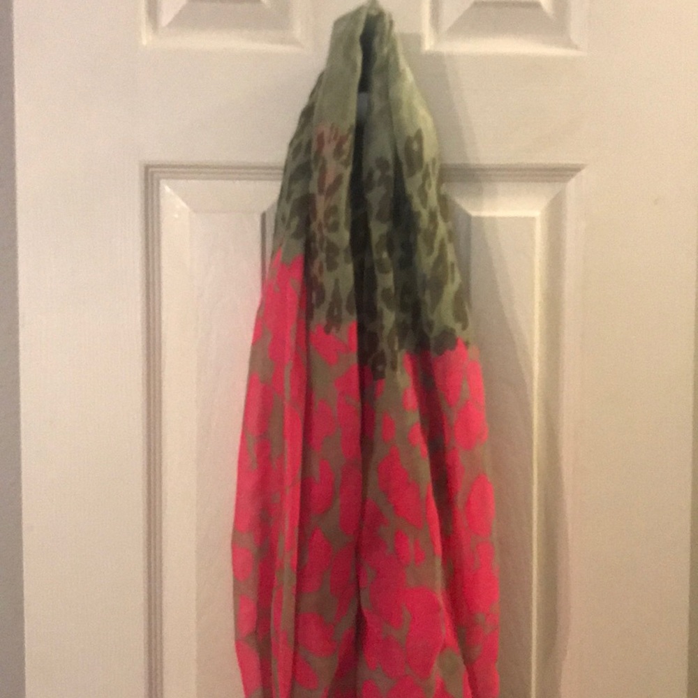 Infinity scarf